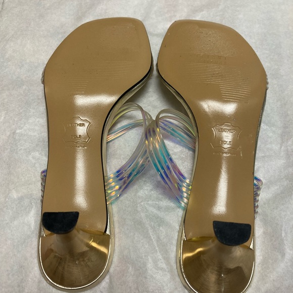 Stuart Weitzman iridescent kitten - Picture 2 of 2